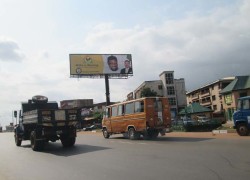 Unipole along Onitsha Enugu express by Ourline  bus s top FTF Enugu   (1)